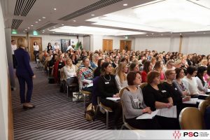 Kobieta Asertywna w UK